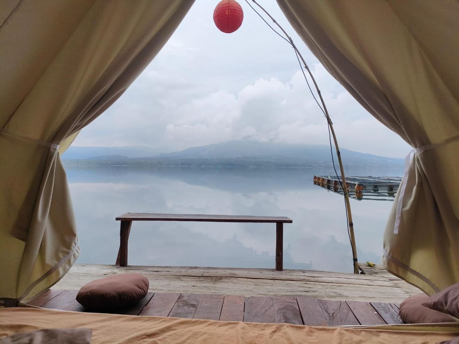 Emayan Glamping Kubupenlokan Zewnętrze zdjęcie