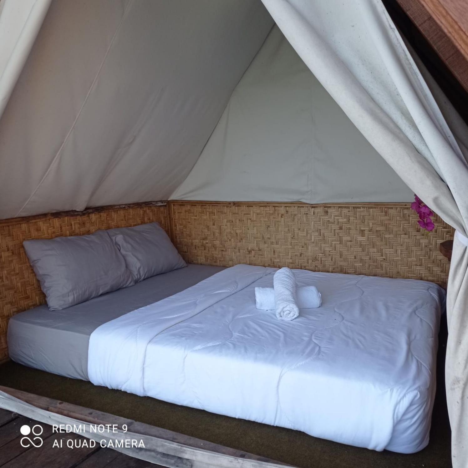 Emayan Glamping Kubupenlokan Zewnętrze zdjęcie