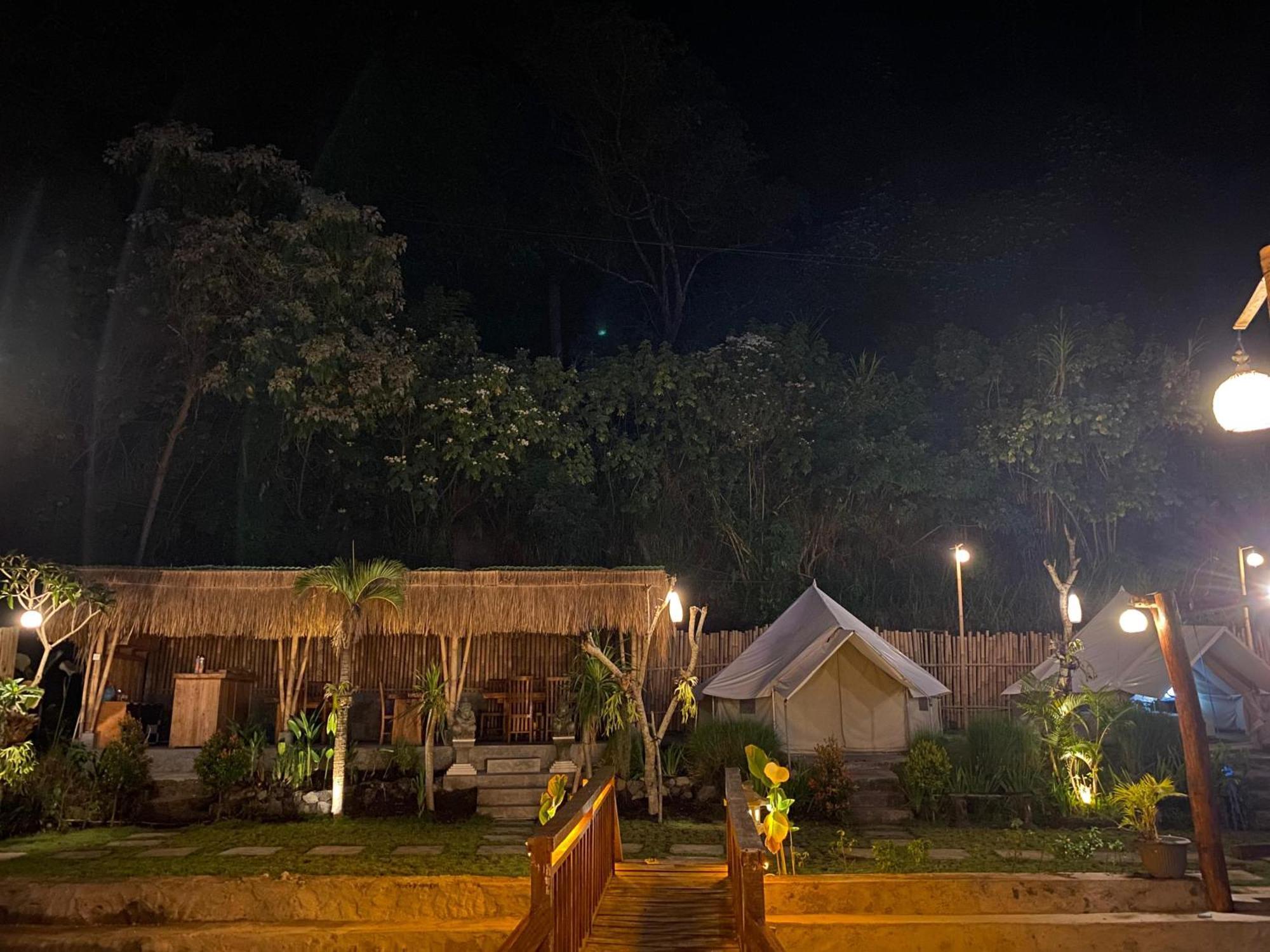 Emayan Glamping Kubupenlokan Zewnętrze zdjęcie